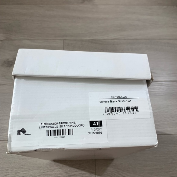 L’intervalle Vanesa Black Stretch Heels - Picture 10 of 10